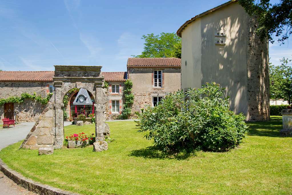 Chateau De La Richerie Beaurepaire  Exterior photo